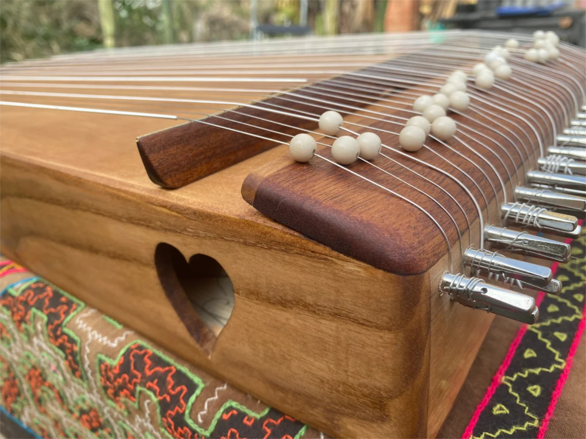 05-Monocorde de corazon-01