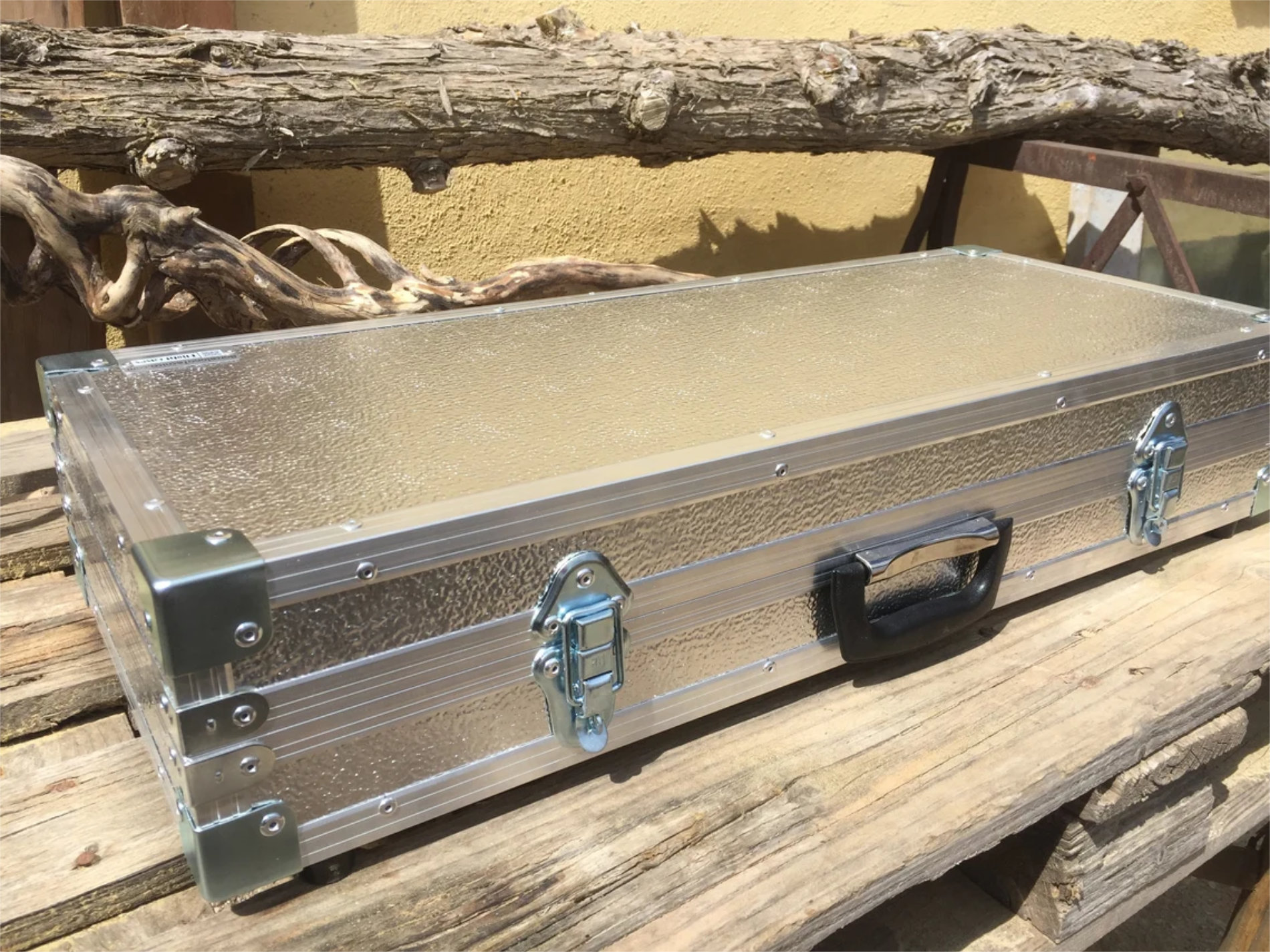 06-Flight case de aluminio-03